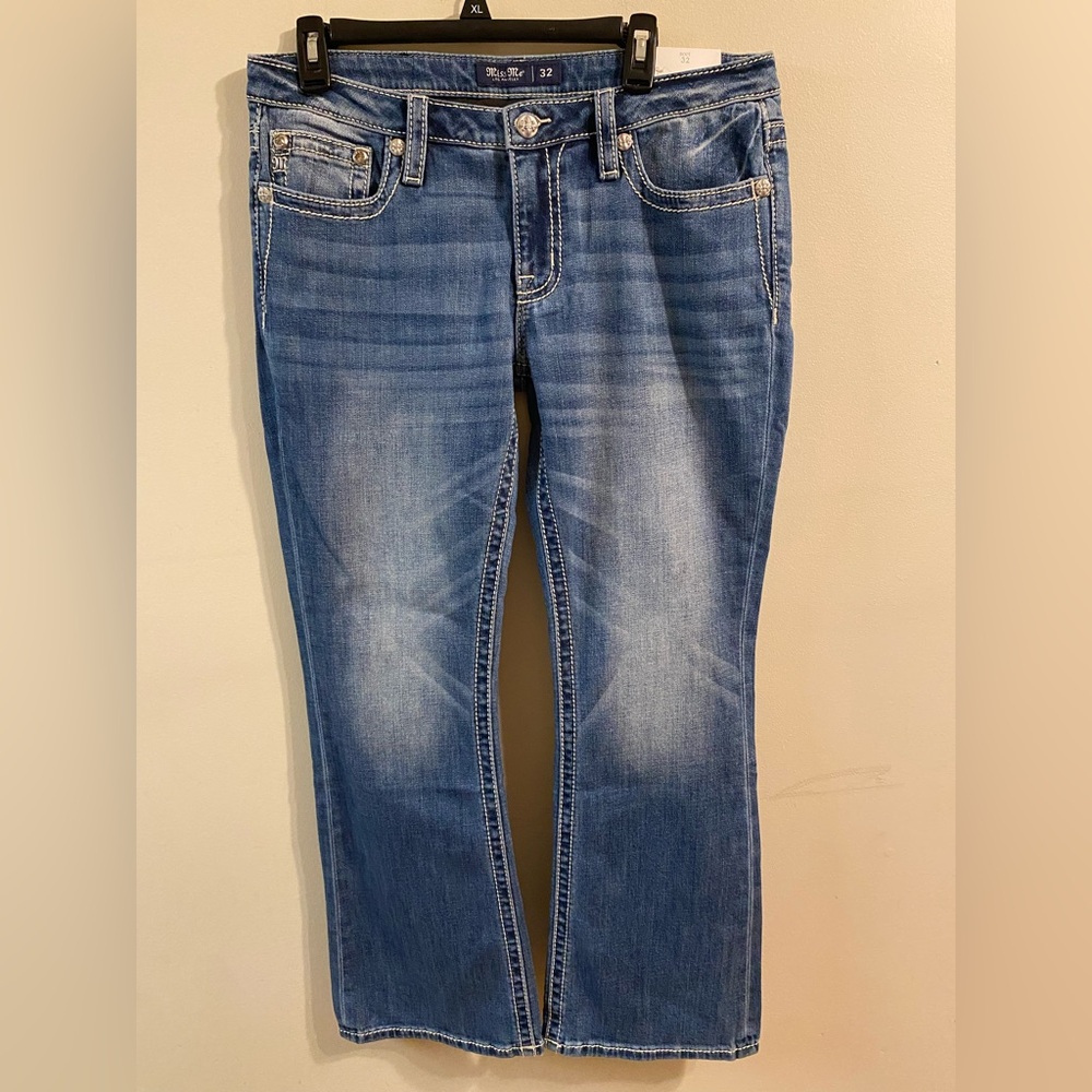 NWT Miss Me Low-Rise Boot Cut Jeans 32" Waist 30" Inseam Medium Wash Low Rise